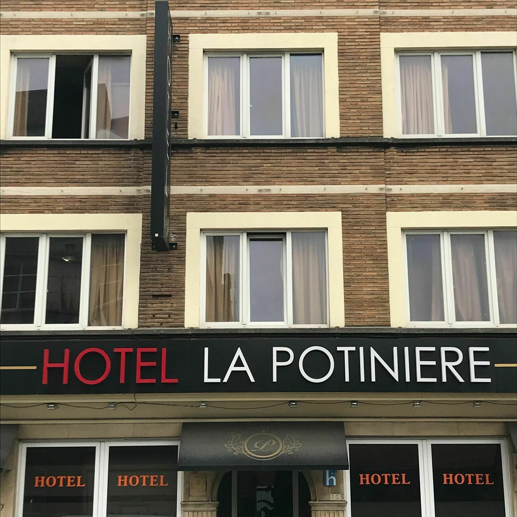 Hotel La Potiniere Schaerbeek Exteriör bild